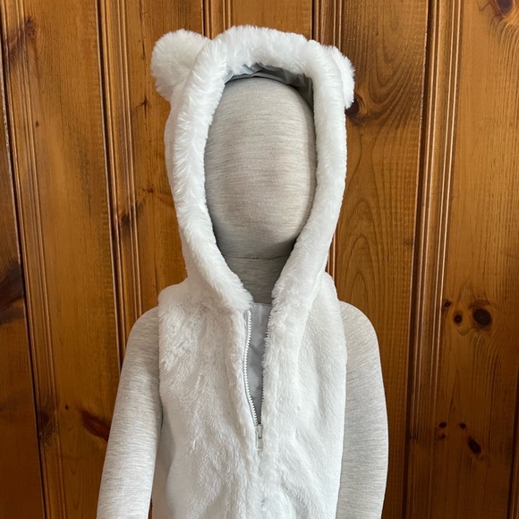 3/$10 Faux Fur w/Hood & Bear Ears (3T) - Picture 9 of 9